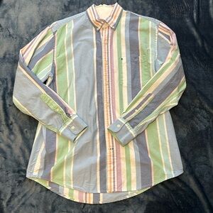 Izod Saltwater Relaxed Classics Button Down Long Sleeved Oxford Shirt